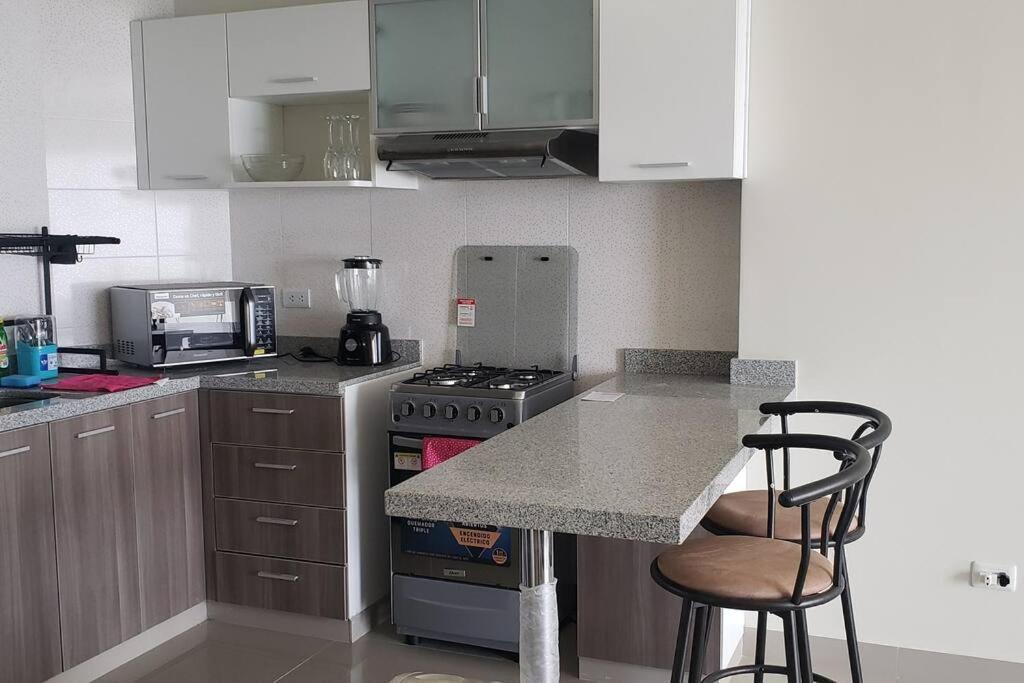 Apartamento De Estreno Con Balcon Frente Al Mar. Lima Ngoại thất bức ảnh